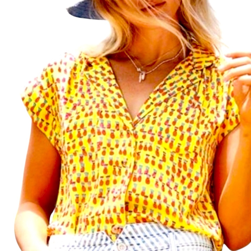 Anthropologie Maeve Yellow Pineapple Shirt 🍍